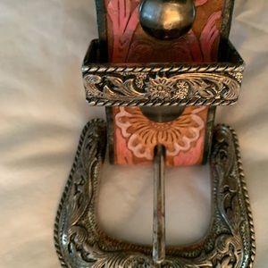 Bright pink western style w bling! 4u rodeo girl.